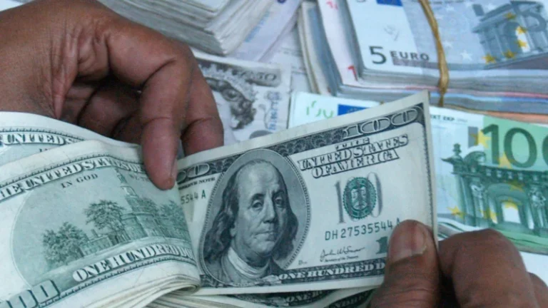 bangladesh reserve money
