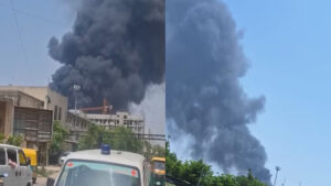 ভারতে ২৪২ আরোহী নিয়ে বিমান বিধ্বস্ত, বহু হতাহতের শঙ্কা