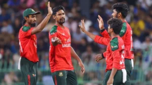 ৪ ওভারে ৬ রান,পাকিস্তান ম্যাচে মোস্তাফিজের রেকর্ড