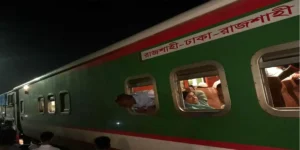 জয়দেবপুরে পদ্মা এক্সপ্রেস লাইনচ্যুত, দুই ঘণ্টা পর ট্রেন চলাচল স্বাভাবিক