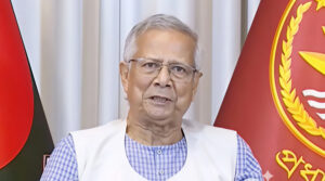 আমরা নির্বাচিত প্রতিনিধিদের কাছে ক্ষমতা হস্তান্তরে প্রস্তুত: প্রধান উপদেষ্টা