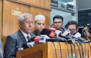 ভোটের মাঠে থাকছে এক লাখ সেনা ও দেড় লাখ পুলিশ সদস্য: ইসি সচিব