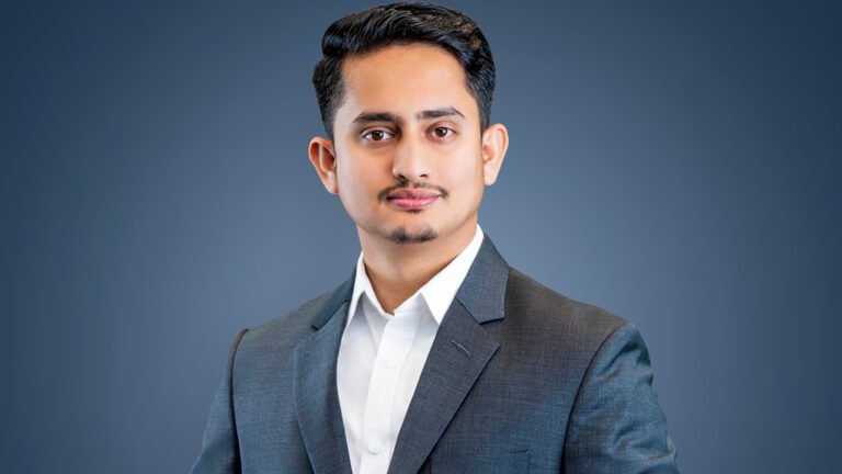 জাতীয় নাগরিক পার্টির (এনসিপি) মুখ্য সংগঠক (উত্তরাঞ্চল) সারজিস আলম