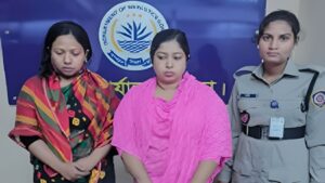 বাস তল্লাশিতে ননদ-ভাবি আটক, মিলল ২৪০০ পিস ইয়াবা