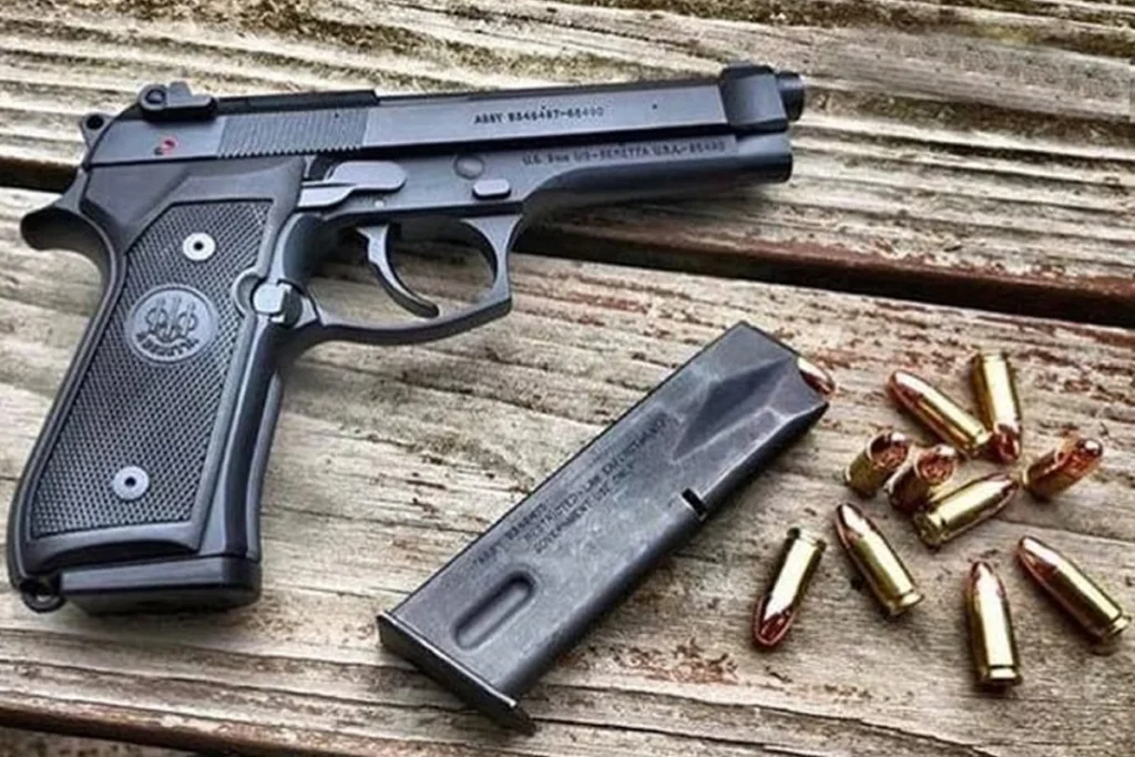 জুলাই গণঅভ্যুত্থান: এখনো খোঁজ নেই লুট হওয়া ১৩৪০ অস্ত্রের