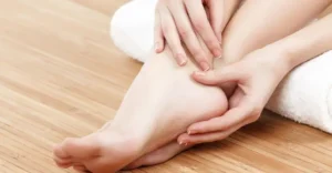 শীতে পা ফাটা দূর করার উপায়