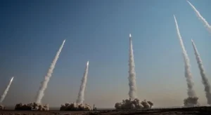 ইরানের ছোড়া ১৭৮টি ক্ষেপণাস্ত্র ও ৩৮০ ড্রোন ভূপাতিত করেছে কুয়েত