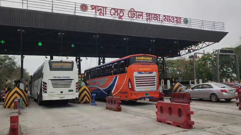 ঈদযাত্রায় পদ্মা সেতুতে ৪ দিনে টোল আদায় প্রায় ১৫ কোটি টাকা