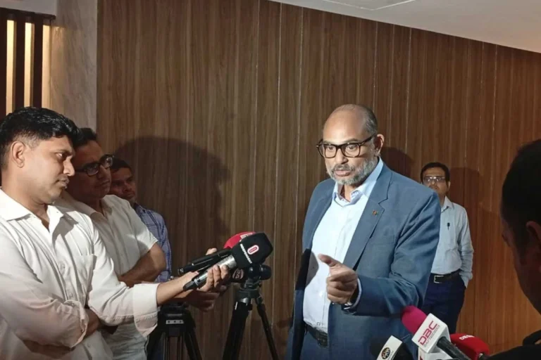 জ্বালানি নিরাপত্তা নিশ্চিতে বিশ্বব্যাংক থেকে অর্থ যোগানের চেষ্টা করব: প্রধানমন্ত্রীর উপদেষ্টা