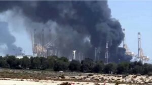 সৌদি আরবের আরামকো তেল শোধনাগারে হামলা