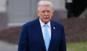 হরমুজ প্রণালি খোলার জন্য ইরানকে ৪৮ ঘণ্টার আল্টিমেটাম ট্রাম্পের