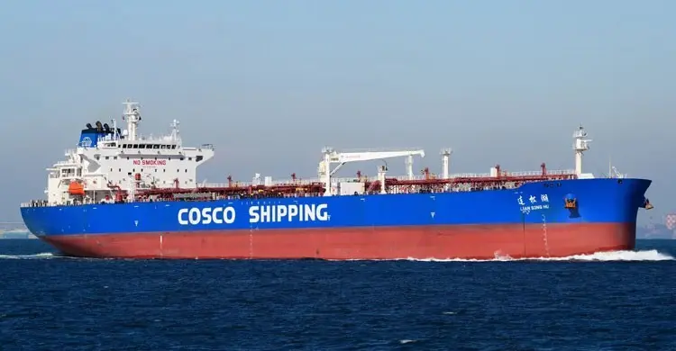 চট্টগ্রাম বন্দরে পৌঁছাল ১ লাখ ৩৮ হাজার টন জ্বালানিবাহী চারটি জাহাজ