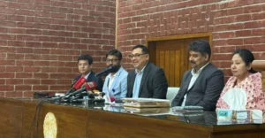 জ্বালানি সাশ্রয়ে কঠোর পদক্ষেপ, সরকারি গাড়ি কেনা ও বিদেশ ভ্রমণ বন্ধ