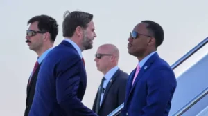 পাকিস্তানে পৌঁছেছে মার্কিন প্রতিনিধি দল, ইসলামাবাদে ইরান-যুক্তরাষ্ট্র বৈঠক ঘিরে বিশ্ব নজর