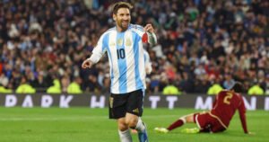 বিশ্বকাপের আগেই মেসির বিরুদ্ধে প্রতারণার মামলা