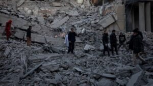 মার্কিন পাইলটের উদ্ধার অভিযানে যৌথ হামলায় ৫ জন ইরানি নিহত