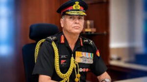 ভারতের নতুন সেনাপ্রধানের দায়িত্ব নিচ্ছেন ধীরাজ শেঠ