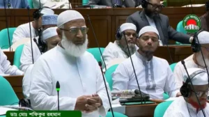 সংসদে তোষামোদ ও চরিত্রহননের সংস্কৃতি বন্ধের আহ্বান বিরোধীদলীয় নেতার