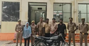 দুধে ঘুমের ওষুধ মিশিয়ে সাপের কামড়ে স্বামীকে হত্যার অভিযোগ, গ্রেপ্তার স্ত্রী ও প্রেমিক