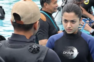 পানির নিচে ২০ ঘণ্টা শুটিং, ‘পাগলামি’ বললেন রাশমিকা