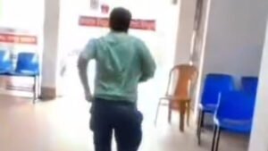 প্রাইভেট হাসপাতালে রোগী দেখতে গিয়ে সাংবাদিক দেখে দৌড়ে পালালেন সরকারি চিকিৎসক