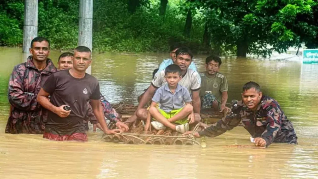 বন্যাদুর্গত ১১ জেলায় উদ্ধার ও ত্রাণ সহায়তায় বিজিবি মোতায়েন