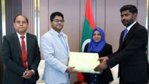 মালদ্বীপ সরকারকে উপহার হিসেবে পাঠানো হলো বাংলাদেশের প্রিমিয়াম মানের মৌসুমি আম