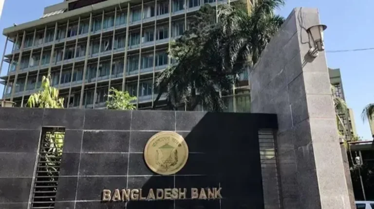 বিদেশে চিকিৎসা ব্যয়ে বৈধ পথে অর্থ পাঠানো বেড়েছে প্রায় ১০ গুণ