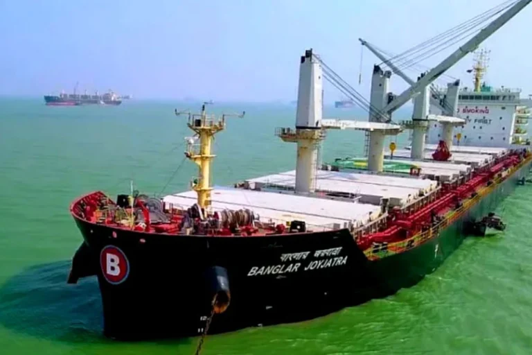 মজুত বাড়াতে ৪ লাখ ৮০ হাজার মেট্রিক টন জ্বালানি তেল আমদানির অনুমোদন